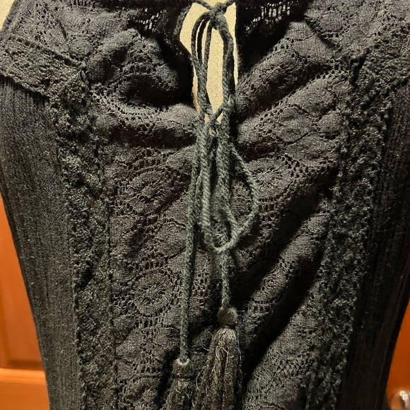 LOVESTITCH Tank 💖GUC - Picture 3 of 4